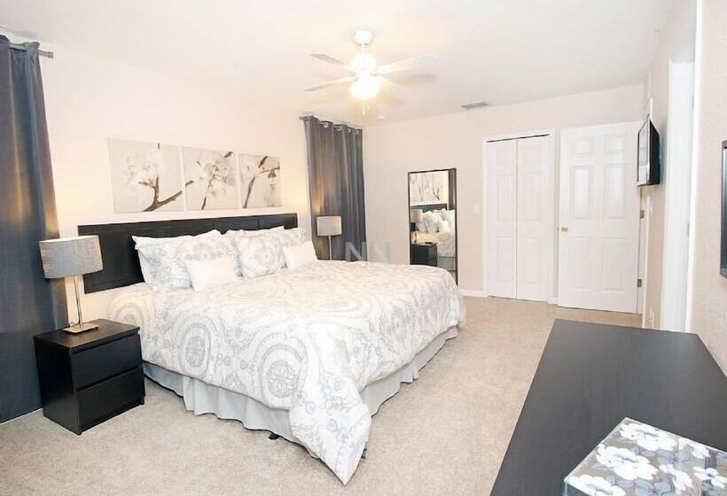 Fv62884   Regal Oaks   4 Bed 3.5 Baths Townhome