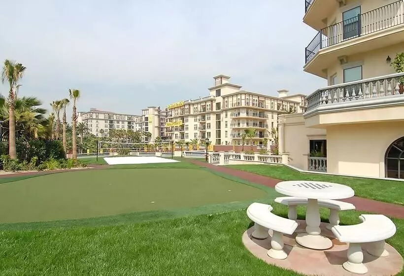 Las Premier Apartments