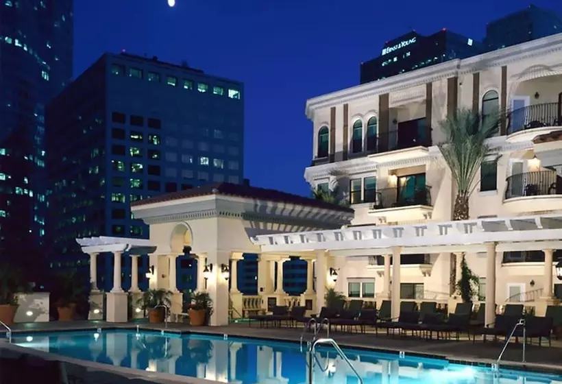 Las Premier Apartments