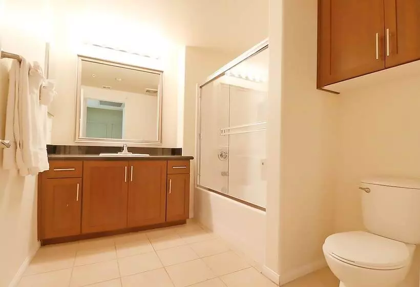 Las Premier Apartments