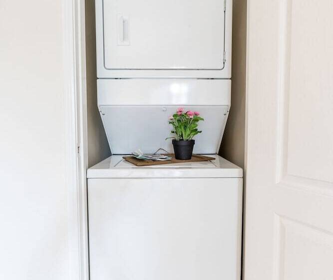 Las Premier Apartments