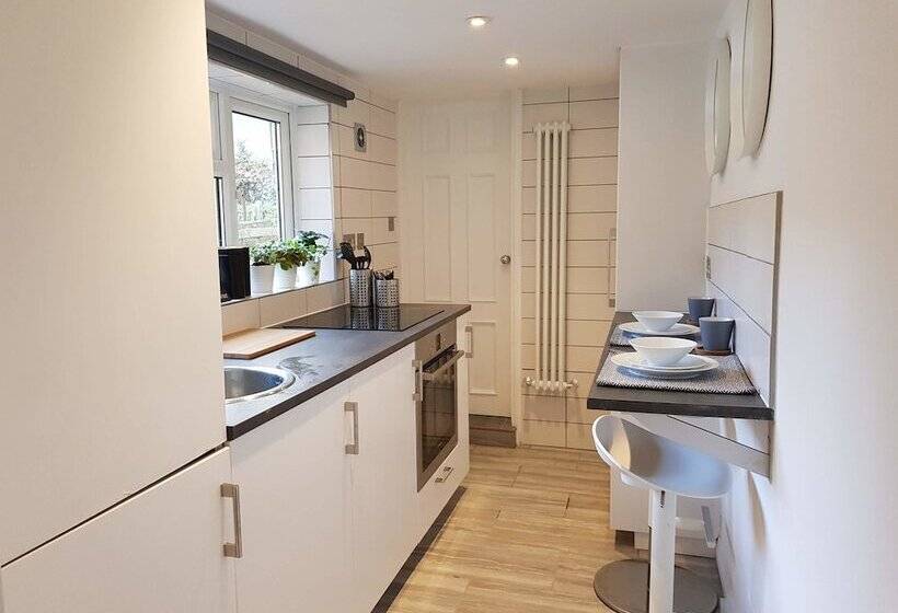 Luxury Central Apartment 4 Guests