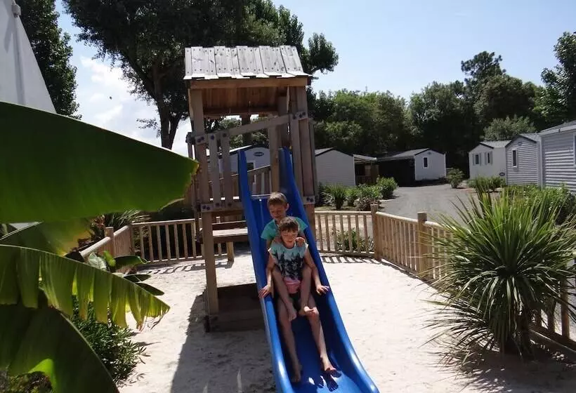Hotelli Camping Le Bois Verdon