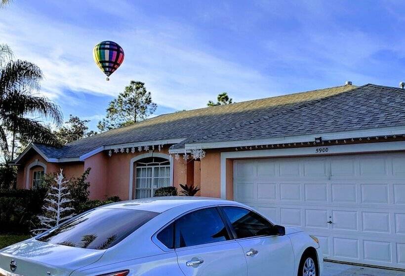 پانسیون Florida Villa