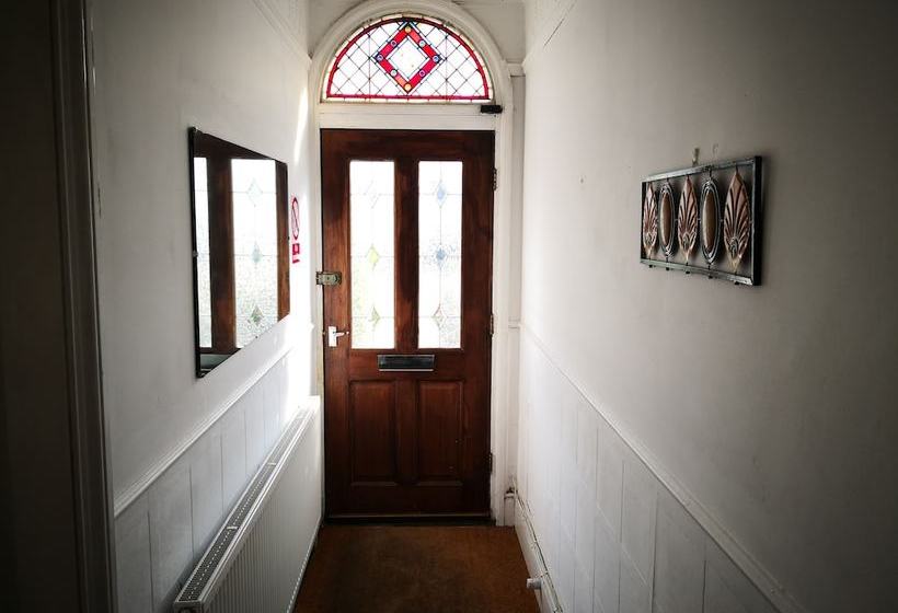 膳宿费 Populus House