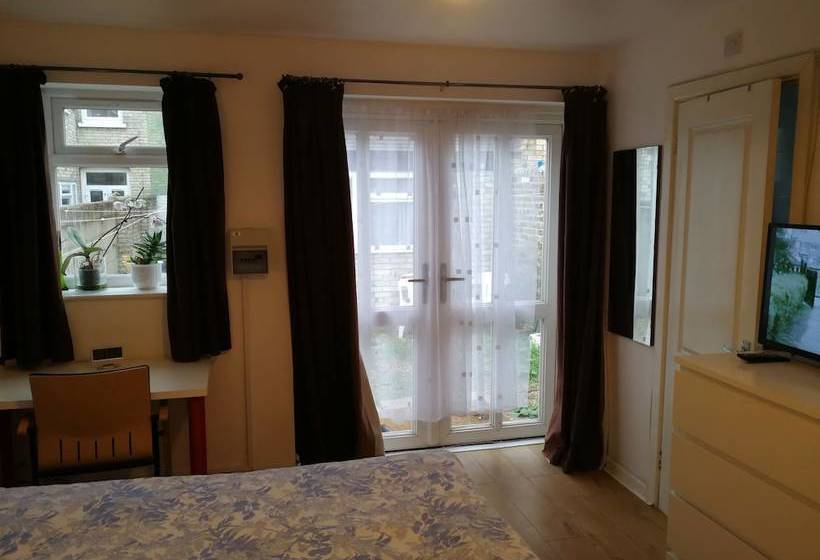 膳宿费 Populus House