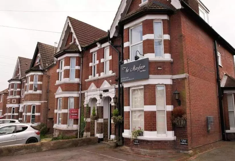 ペンション The Mayfair Guest House Self Catering