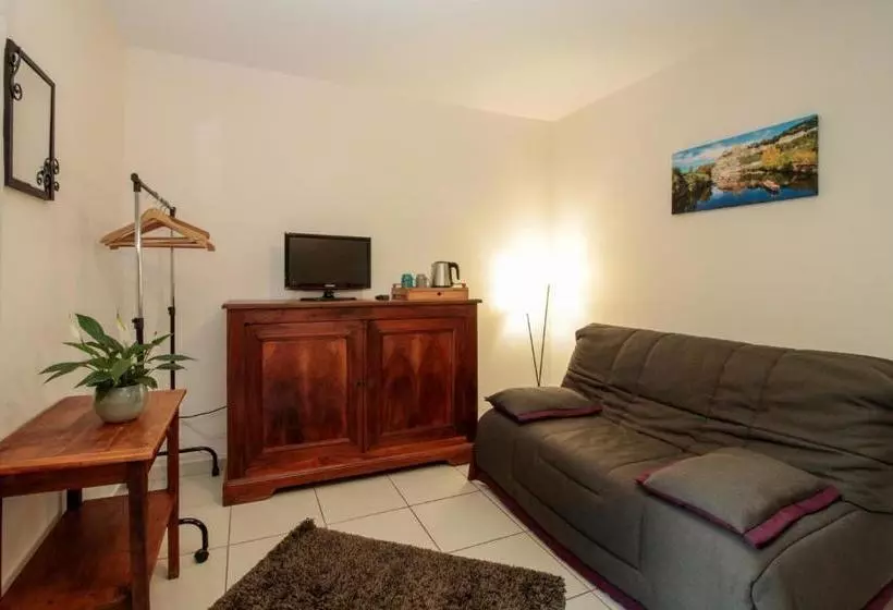 ベッドアンドブレックファースト Auberge D'imbès