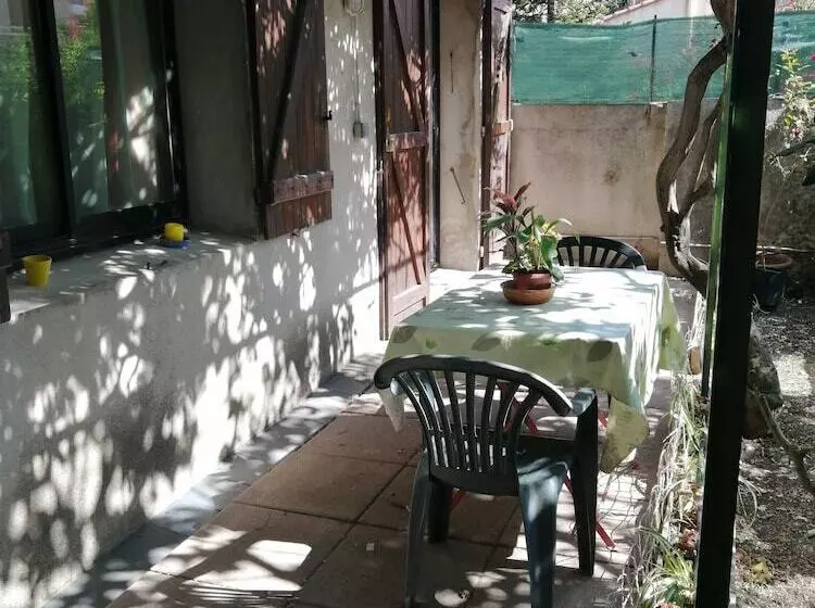 Bed and Breakfast Beau Mas à Montolivet