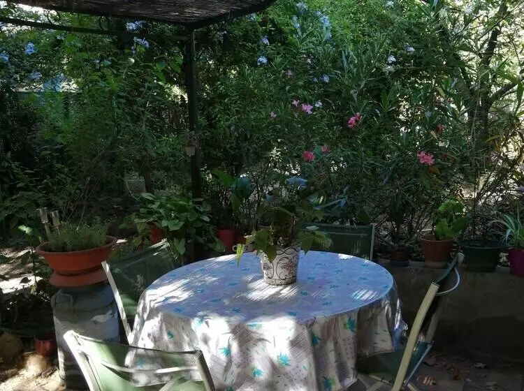 Bed and Breakfast Beau Mas à Montolivet