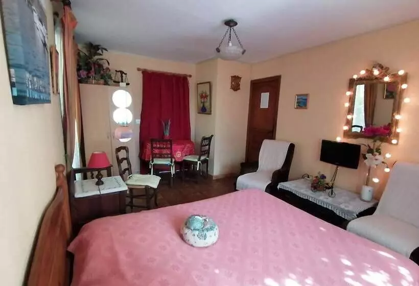 Bed and Breakfast Beau Mas à Montolivet