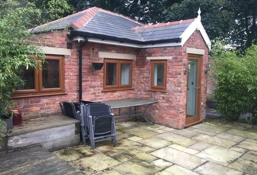 Luxury 1bedroom Lodge In Prestwich