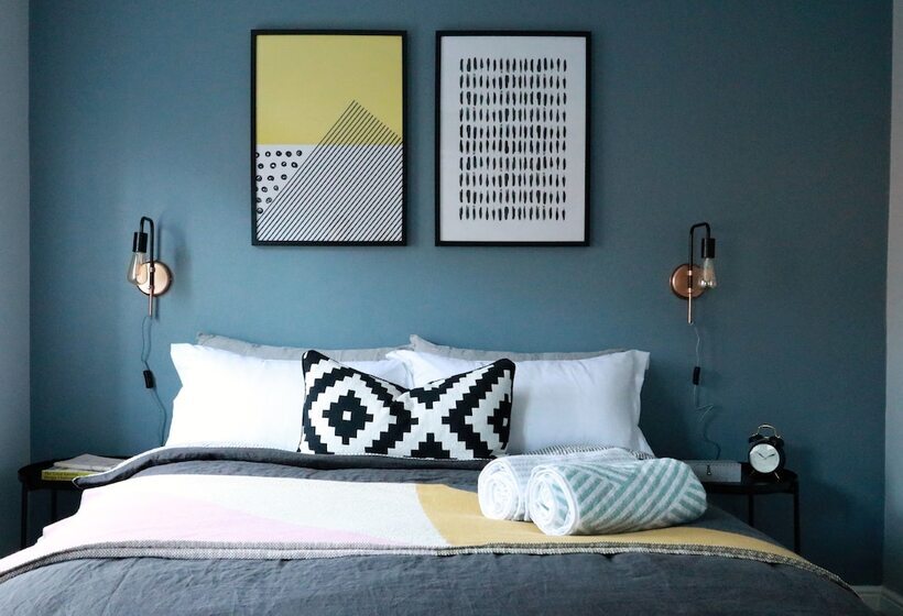 Spacious Townhouse Netflix & Parking