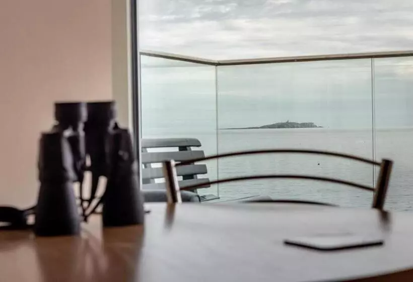 Stunning Shore Front House In Historic Cellardyke