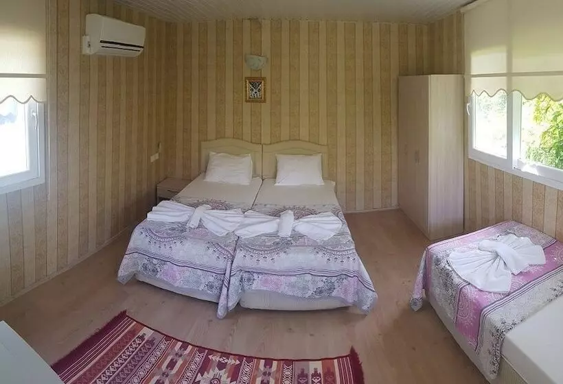 Alican Saklibahce Pension
