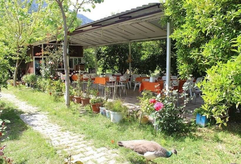 Alican Saklibahce Pension