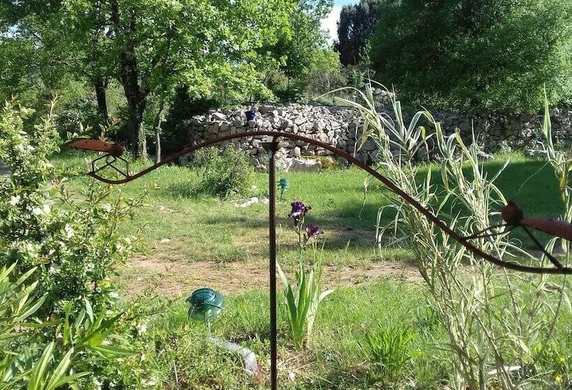 בית מלון כפרי Roulotte Arthus