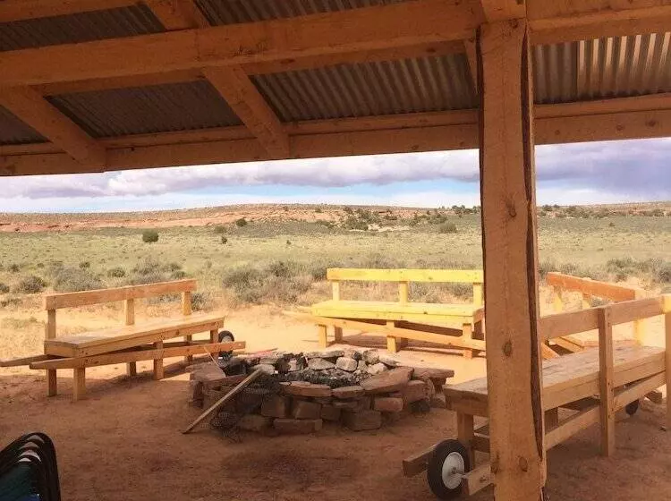 هتل Shash Dine  Ecoretreat