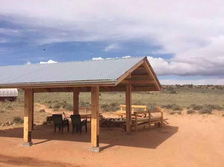 هتل Shash Dine  Ecoretreat