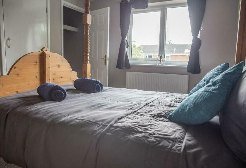 Cosy Nottingham City Centre Townhouse