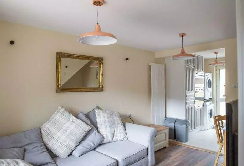 Cosy Nottingham City Centre Townhouse