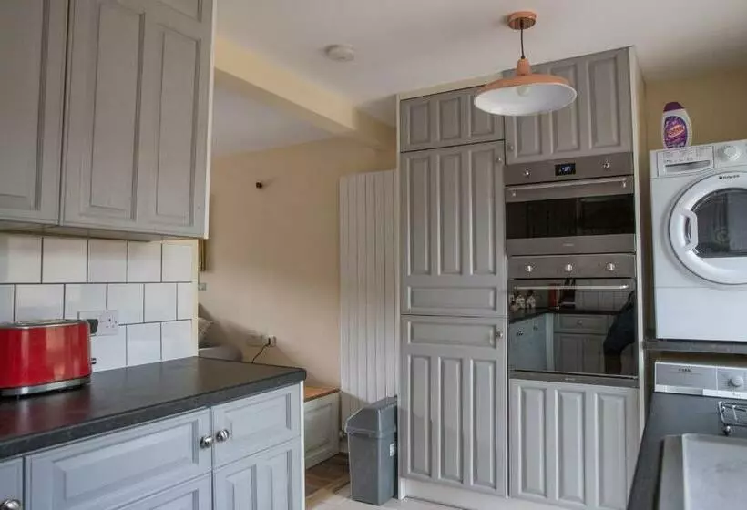 Cosy Nottingham City Centre Townhouse
