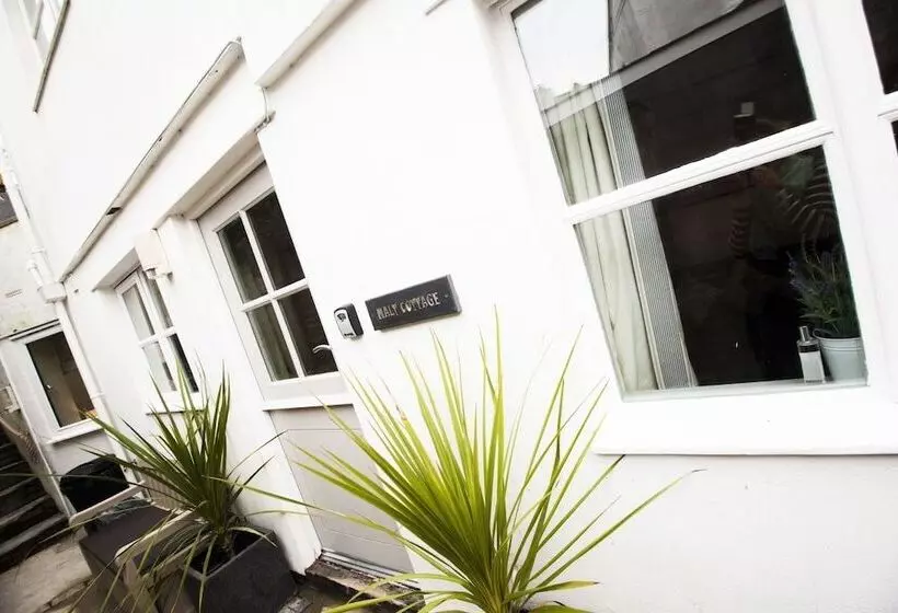 Padstow Breaks Malt Cottage