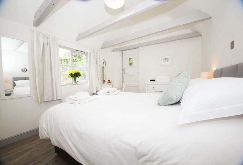 Padstow Breaks   Malt Cottage