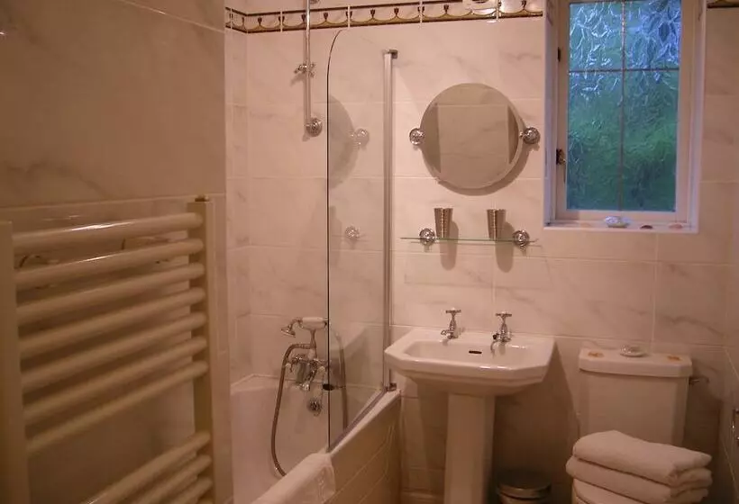 پانسیون Heathfield Place