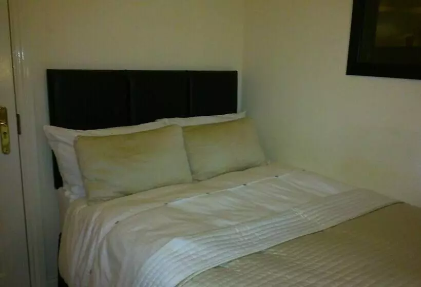 پانسیون Heathfield Place