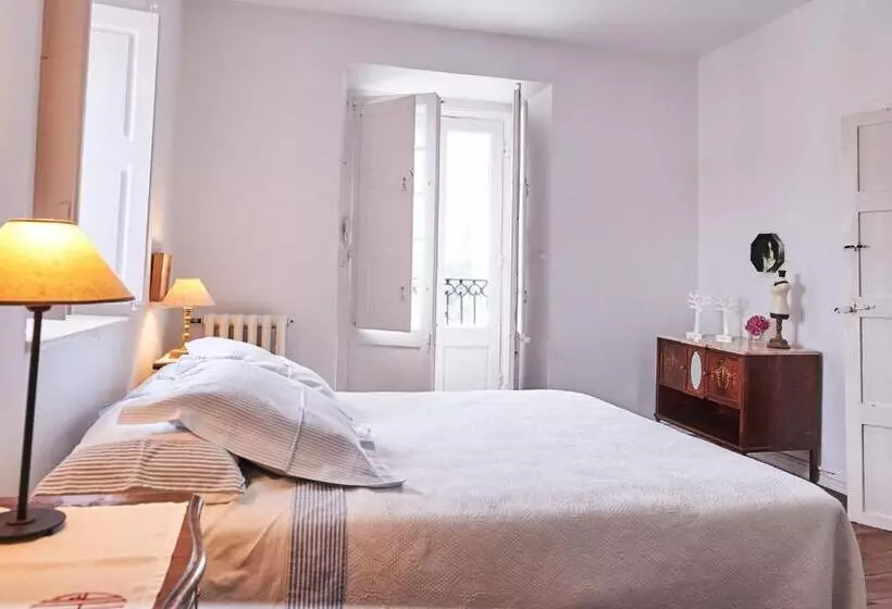 ベッドアンドブレックファースト La Tudanca