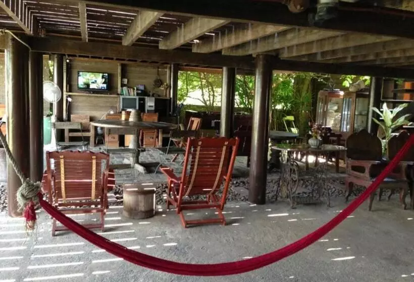 ホテル Ayothaya Riverside House