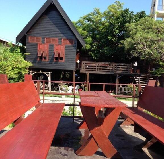 ホテル Ayothaya Riverside House