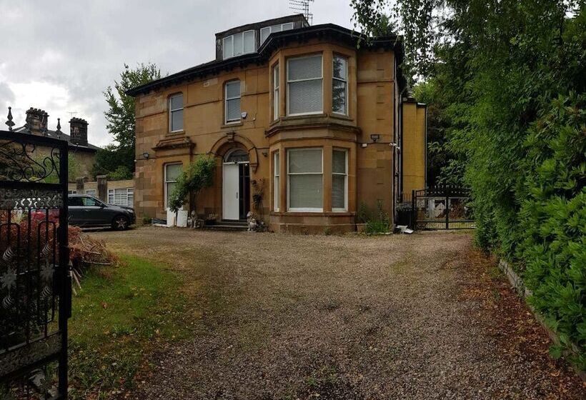 پانسیون Broadstone House Near Glasgow Airport