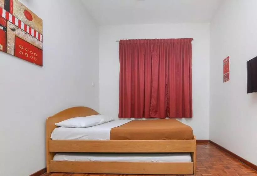 Spot On 89789 Hotel Check In 2