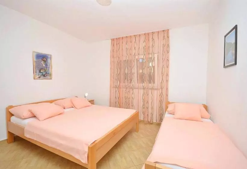 Apartment Gordan