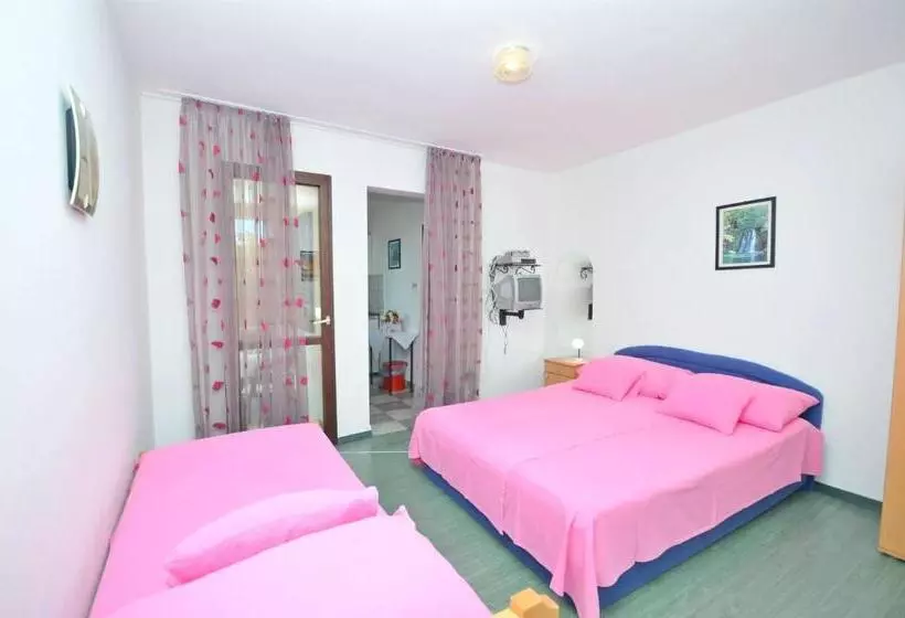 Apartment Gordan