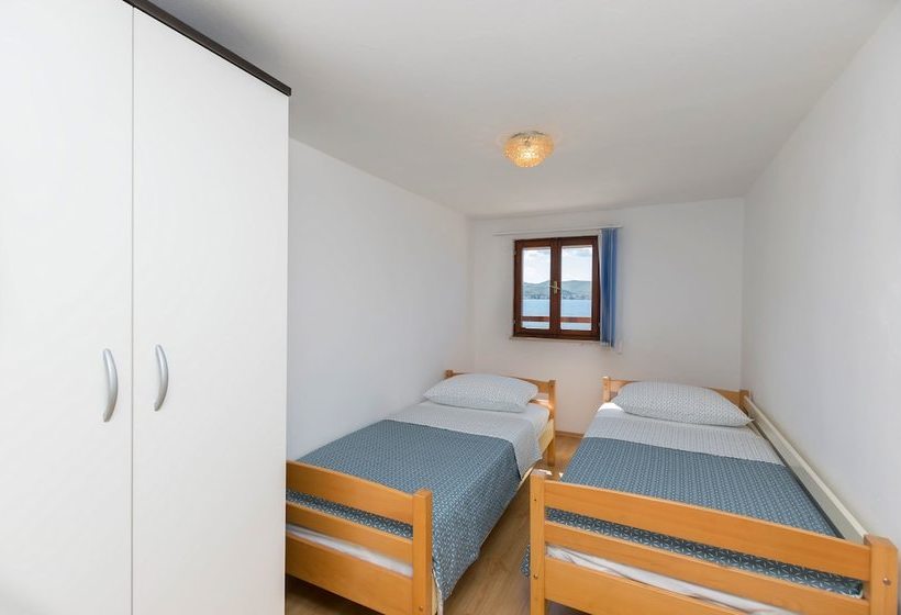 Apartment Island Dream