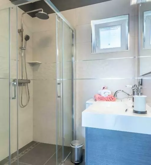 Seaview Apartment Toni