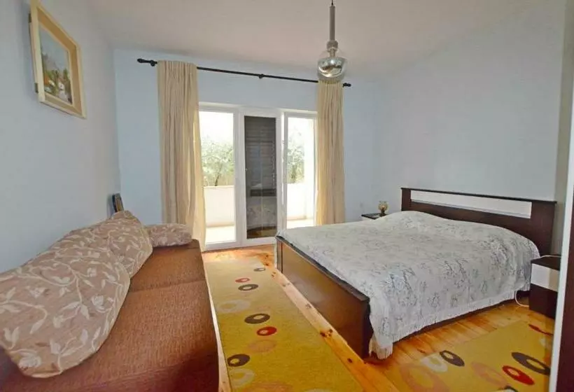 Apartment Velimir