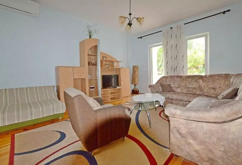 Apartment Velimir