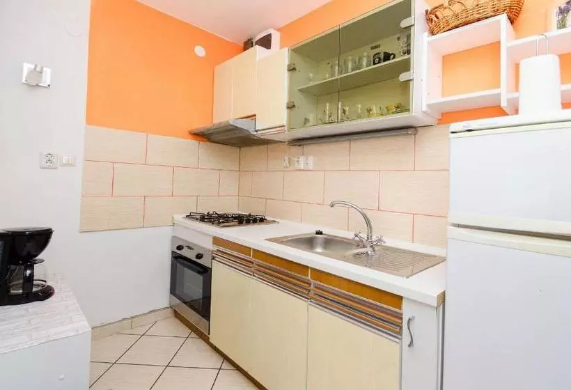 Apartments Jadrana