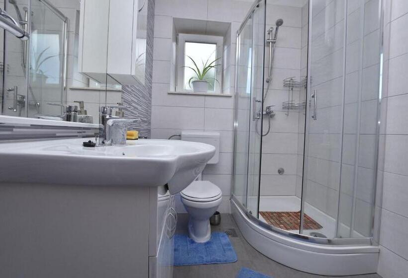 Apartments Jere Proto