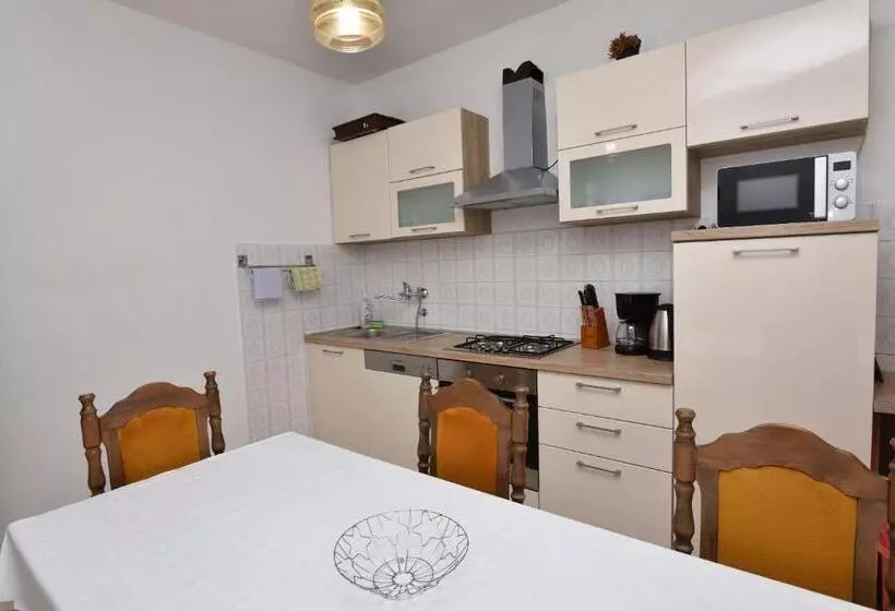 Apartments Jere Proto