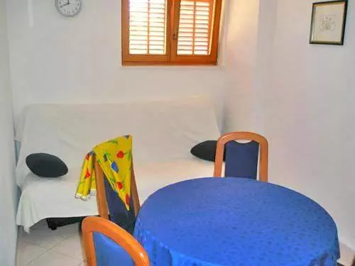 Apartments Milivoj