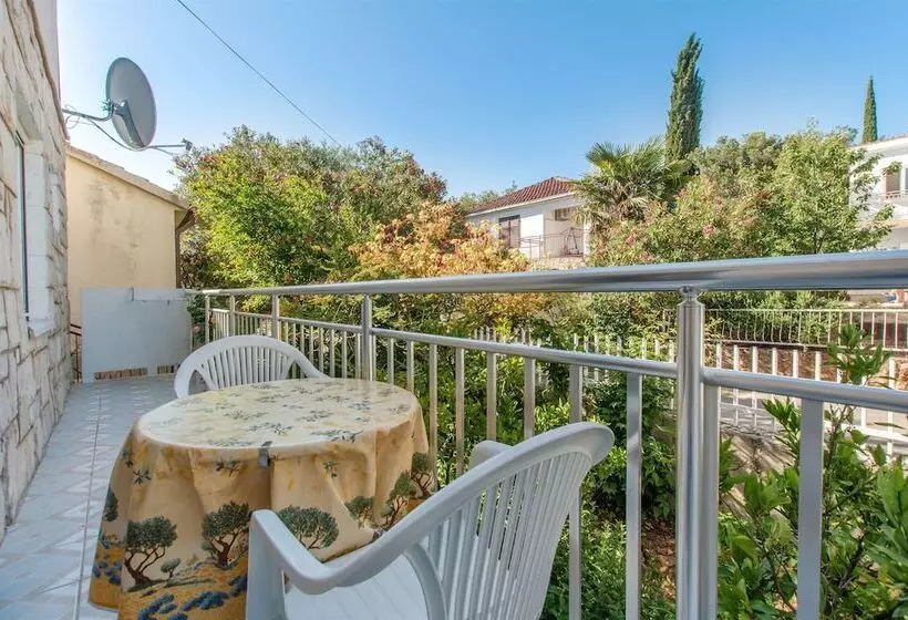 Apartments Osvit
