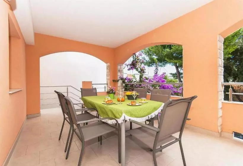 Apartments Stjepan