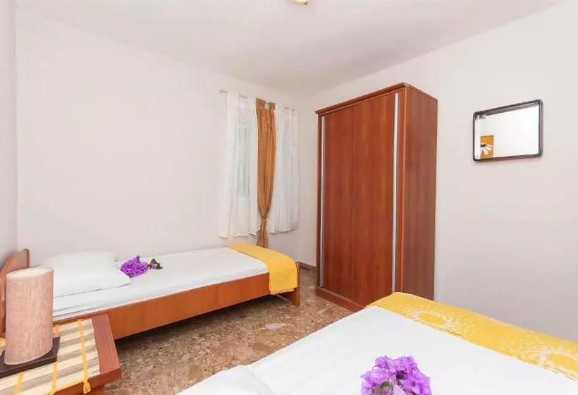 Apartments Stjepan