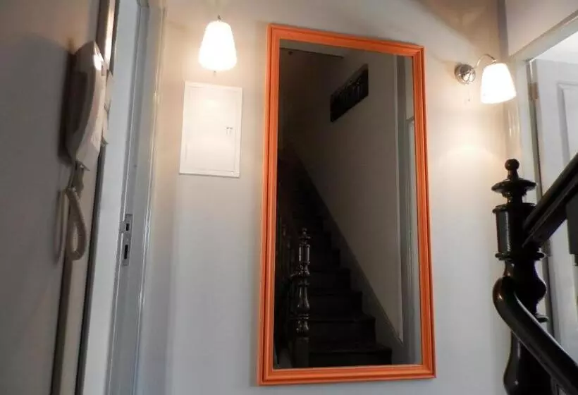 Guest House Antero De Quental