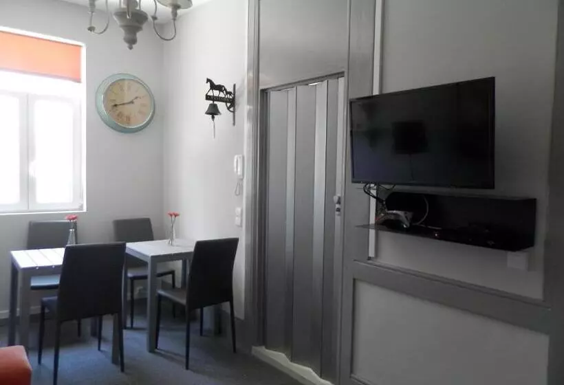 Guest House Antero De Quental